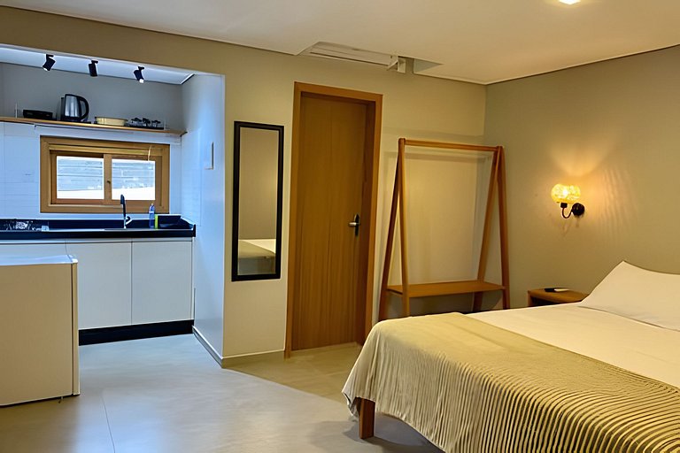 Studio Deluxe Varanda |V 5 min da Praia do Rosa